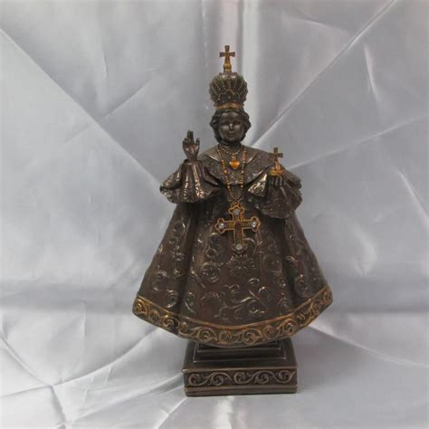 pocket shrine metal box infant jesus of prague|Infant of Prague Black Pocket Folder (Eng) .